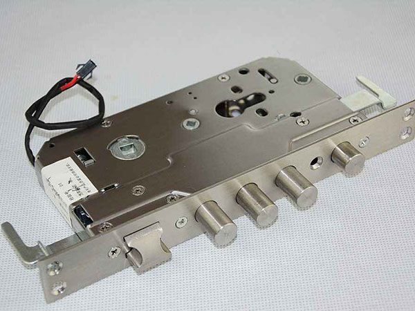 泰顺24小时上门开锁公司